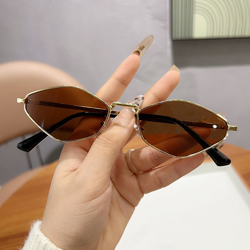 Trendy Polygonal Small Sunglas - Women'S Fashion Trends Summer 2025 review and price