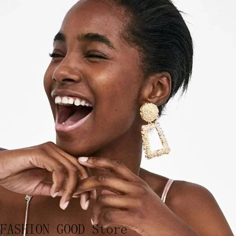 Metal Earrings High-end Hollow - Women'S Fashion Website review and price