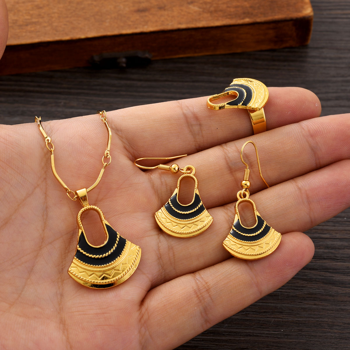 Fashion PNG Gold Color Jewelry - Women Fashion Png review and price